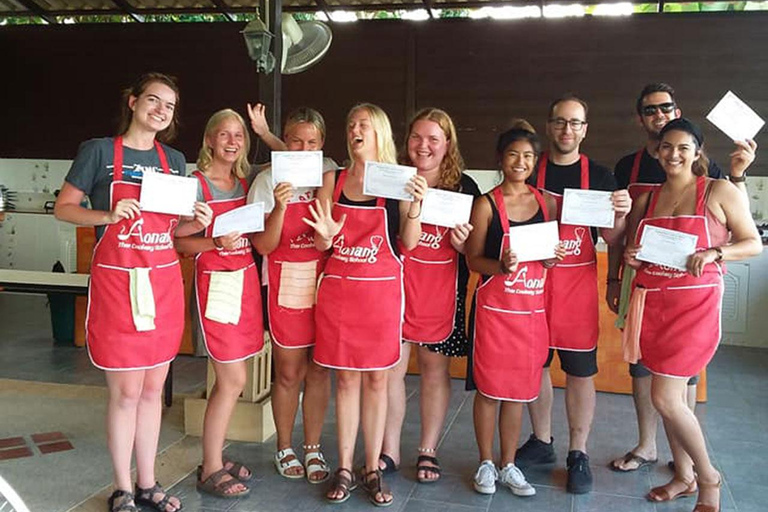 Aula de culinária tailandesa de meio dia em Ao Nang, Krabi