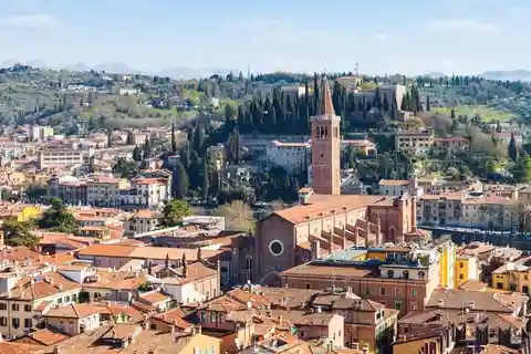 Verona: il miglior tour introduttivo a piedi con una guida locale