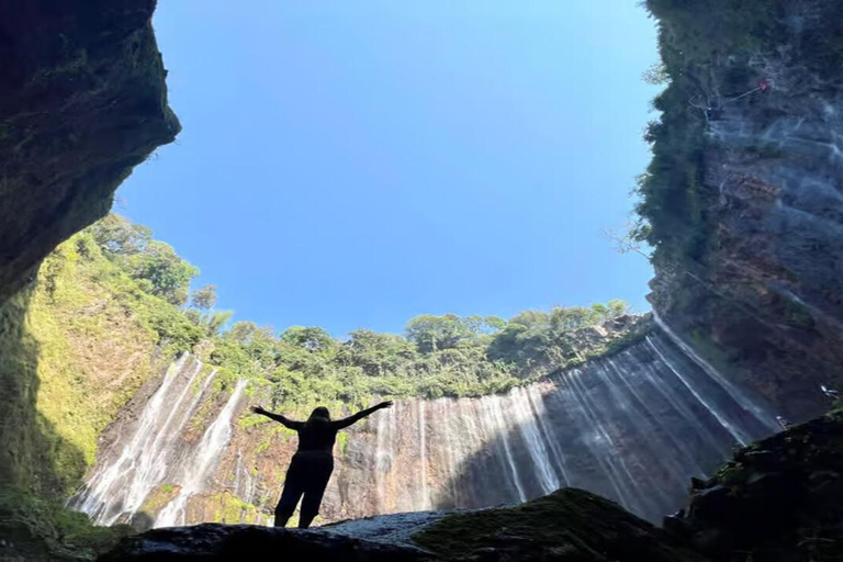 Tumpak Sewu : excursion privée d&#039;une journée depuis Surabaya ou MalangCascade de Tumpak Sewu : excursion privée d&#039;une journée depuis SURABAYA