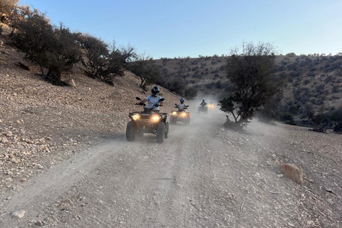 Agadir: Quadfahren in der Wüste von Agafay mit Ziegen auf dem Baum