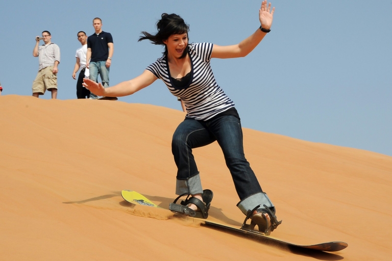 Dubai: Wüstenabenteuer-Halbtagestour mit Quad-BikingSammeltransport