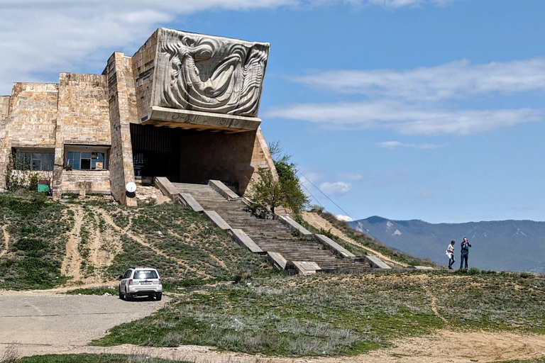 Verborgen Tbilisi: Een reis door modernisme en brutalismeHidden Tbilisi: een reis door modernisme en brutalisme