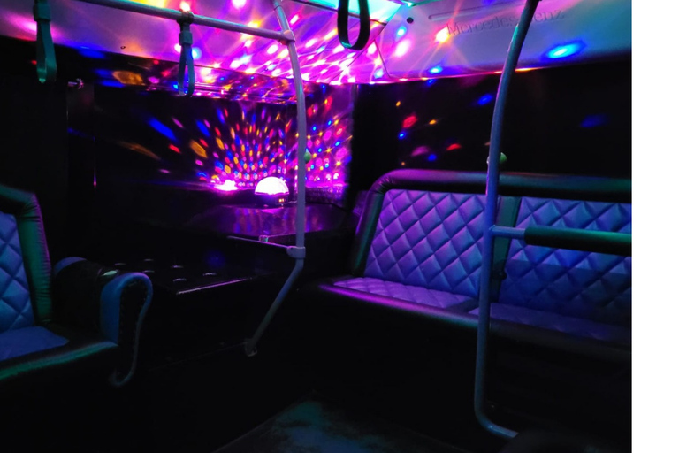 Gdansk: Private 1-Hour Party Bus with DJ & Bartender