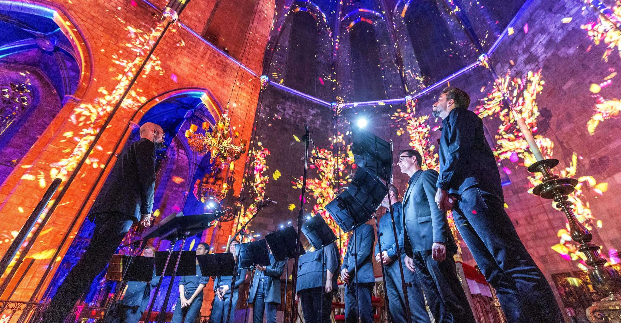 Barcelona Basilica: Immersive Light and Sound Show - LUMINISCENCE photo 5