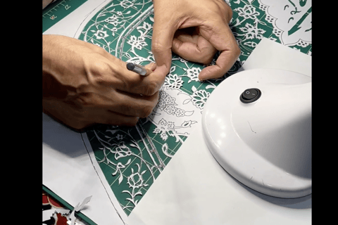 Aprenda a arte de cortar papel com Tusif Ahmad