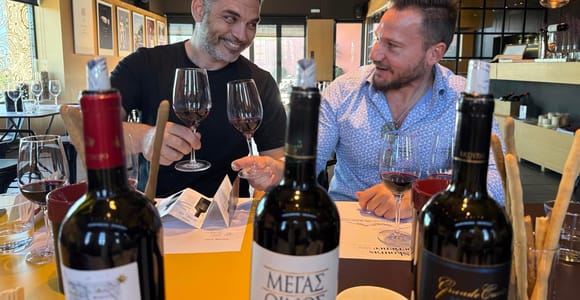 Athens: Night Walking Tour and Wine Tasting