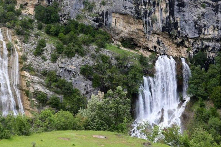 Tour delle cascate di Sotira e del canyon di Holta