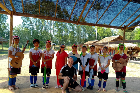 Pattaya : Long Neck Village Night Tour With Transfer