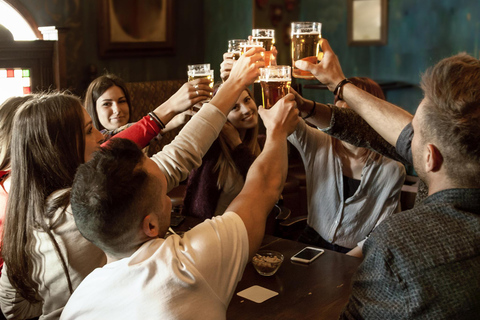 Dresden: Beer tour through 3 pubs: Legendary evening with beers & extras