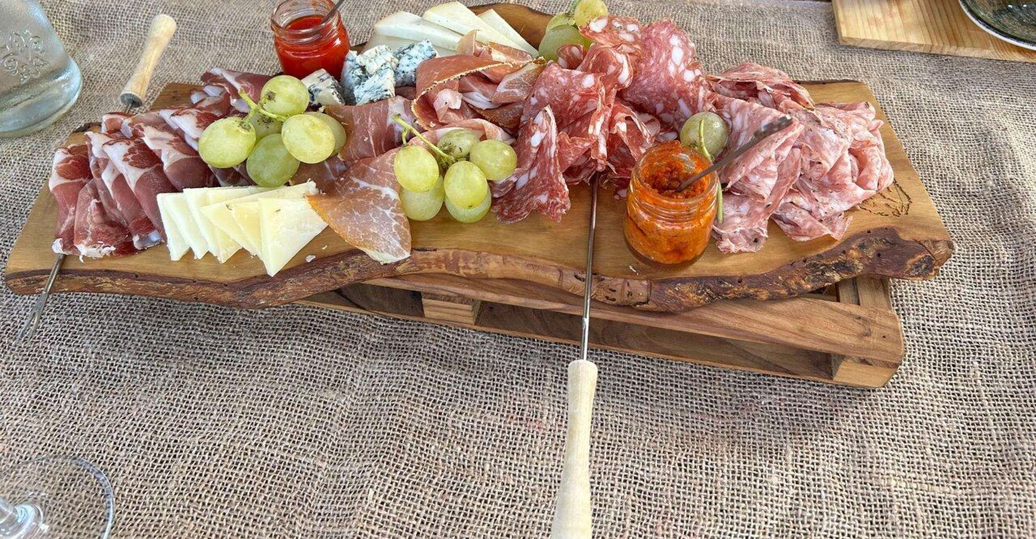 Florence: Chianti Wine Tour with 3 Wineries & Tuscan Lunch photo 8