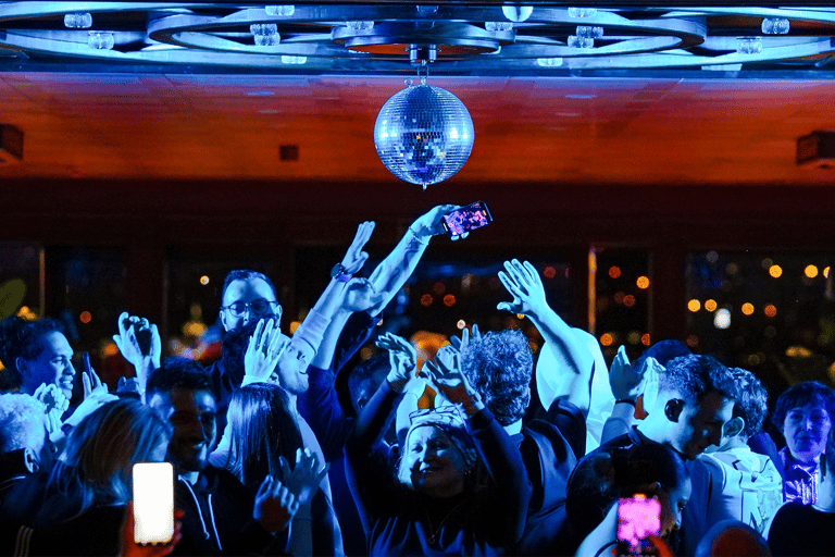 Istanbul Bosphorus Dinner Cruise with Live Shows & Transfer Transfer & Soft Drinks Included Package