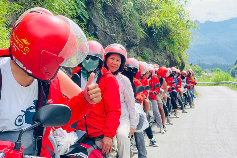 Circuit de luxe de 3 jours à moto à Ha Giang avec Easy Rider