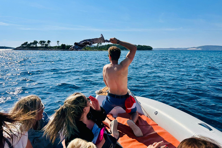 Blue lagoon with a speed boat water and towels included Blue lagoon with a speed boat, water & wine
