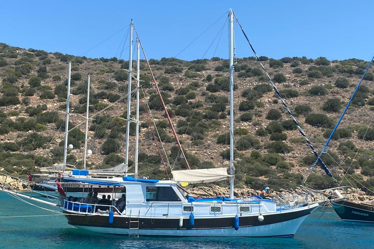 Bodrum: tour privato in barca con snorkeling e pranzo