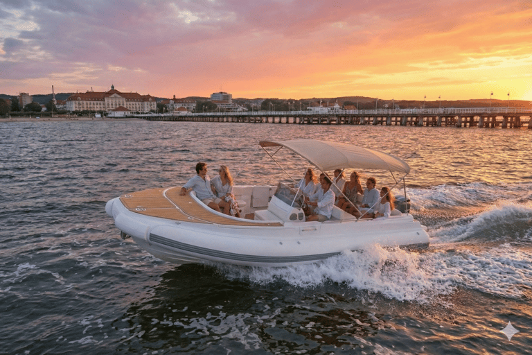 Gdańsk: Prosecco Boat Cruise with Drinks and Music