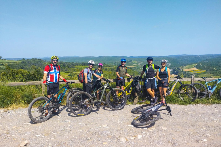 VTT Electrique 3h : Balade en nature pour tout niveau Tarif Réduit Groupe (à partir de 8 personnes)