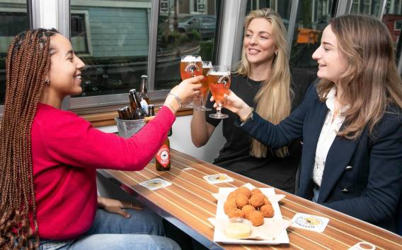 Amsterdam: 90-minütige Bierverkostungs-Kreuzfahrt