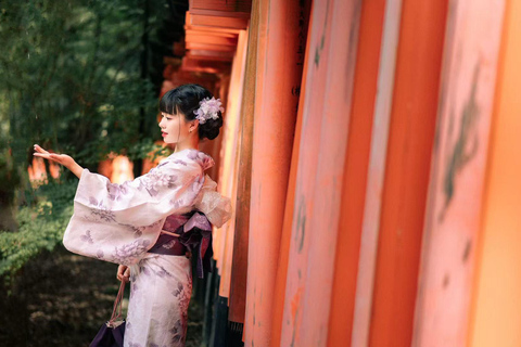 京都：和服租赁，提供发型和化妆服务京都：和服租赁（含发型和化妆）