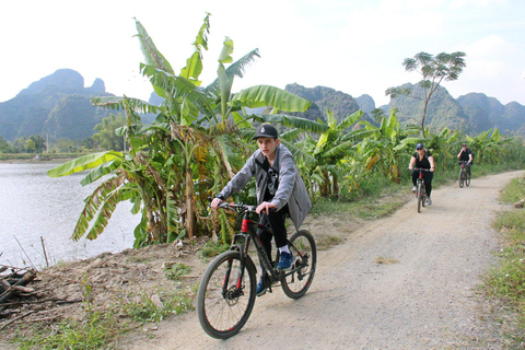 From Hanoi: Ninh Binh, Hoa Lu, Tam Coc and Mua cave Private tour: Hoa Lu, Tam Coc and Mua Cave
