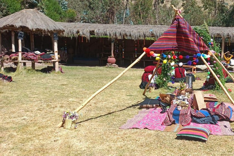 Cuzco: Ñujchu Valley Tour with Pachamanca Lunch