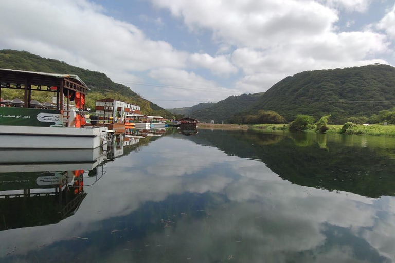 From Salalah: East Salalah Full-Day Guided Tour with Pickup