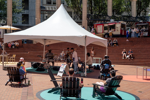 A Guided Walking Tour of Vibrant Downtown Portland