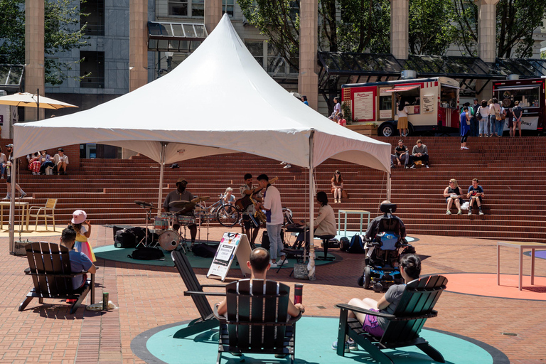 A Guided Walking Tour of Vibrant Downtown Portland