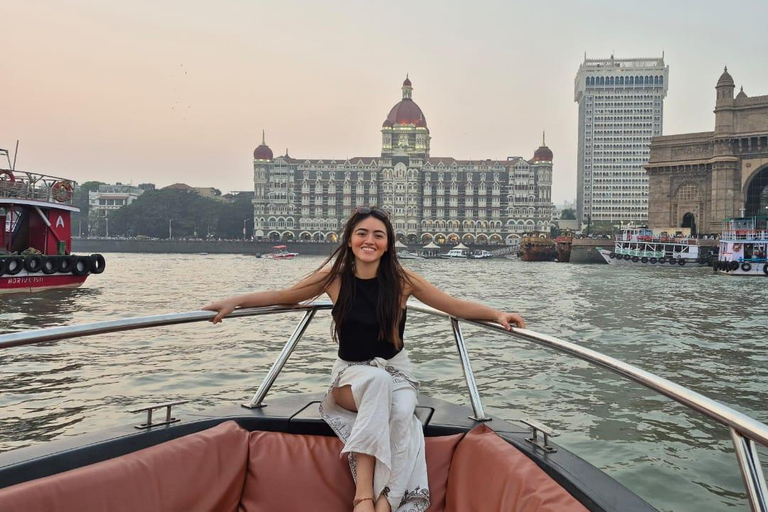Mumbai: Speedboat Ride with Sunset Views Private Boat ride