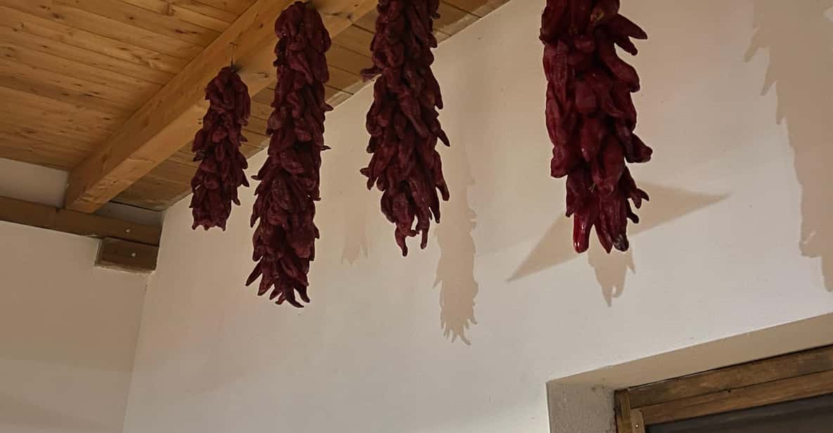 Afbeelding 33 van Matera: Proeverij van lokale producten en wijn in oude grotten in de Sassi
