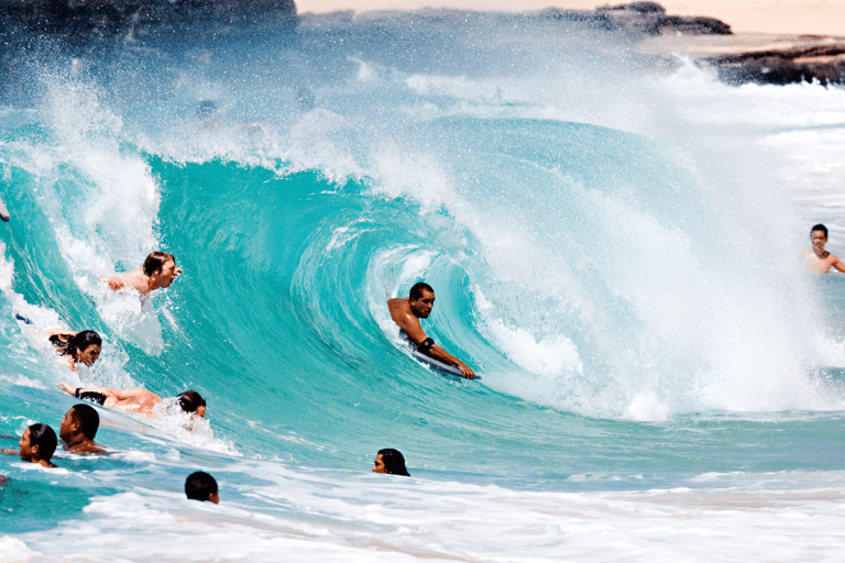 Honolulu: Ala Moana Boogieboard Day Rental