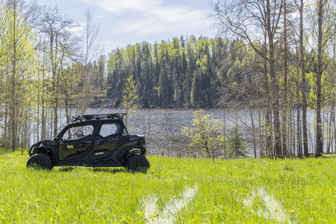 赫尔辛基：驯鹿公园与马厩私人游赫尔辛基：驯鹿公园与马厩私人导览游