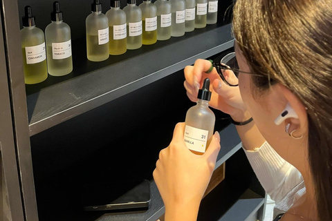 Ho Chi Minh City: Perfume and Floral Gift Box Workshop Only Perfume