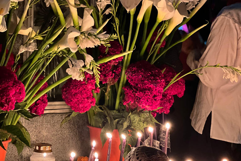 Oaxaca: Experience the Day of the Dead with an Altar and Cemeteries Oaxaca: Experience the Day of the Dead with an Ofrenda and Panteones