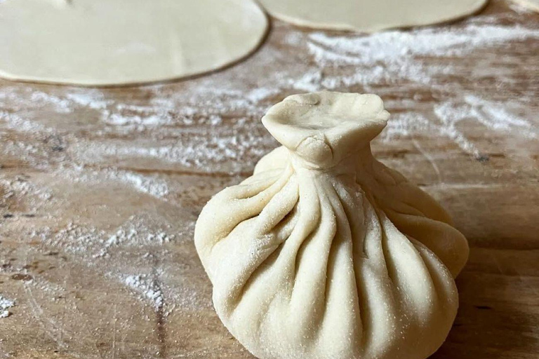 Tbilisi: Guided Cooking – Khinkali,Khachapuri+Churchkhela