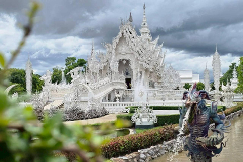 Chiang Rai: Private Tour with Driver and Custom Itinerary