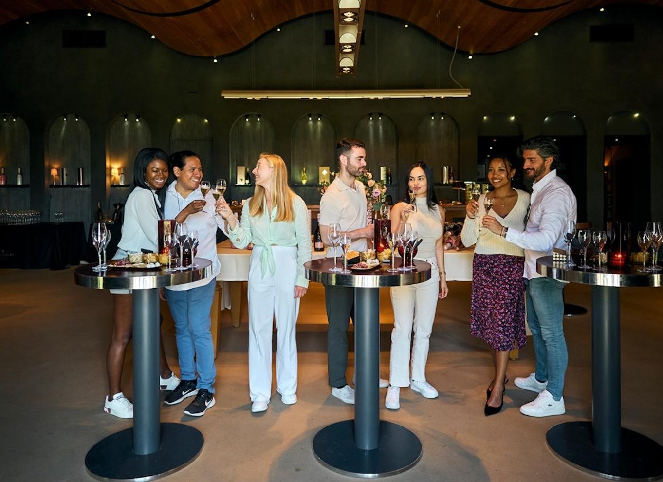 Fra Barcelona: Penedés Vineyards Tour med 4WD med vin og cava