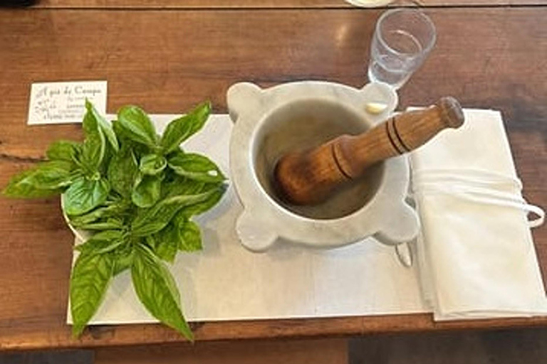 Manarola: Authentic Pesto Making Class at Cinque Terre