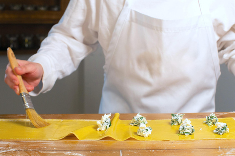 سان دييغو: دورة طبخ رافيولي لمدة ساعتين مع طاهٍ محلي