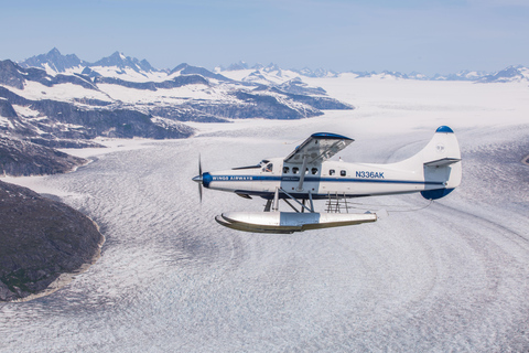 Juneau: Taku Glacier Lodge 5-Glacier Flight & Feast