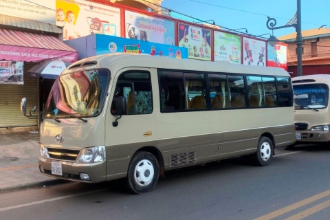 Siem Reap Stadt nach Siem Reap Angkor Flughafen mit dem Shuttle Bus