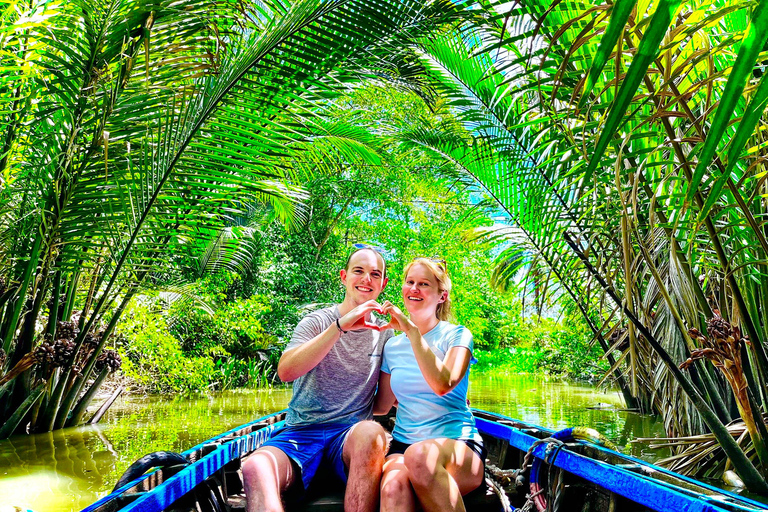 Natuurreservaat en drijvende markt