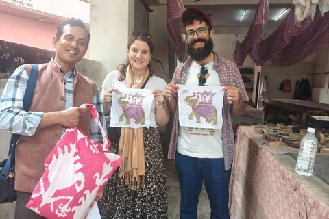 From Delhi: Jaipur Royal Heritage & Artisan Craft Day Tour From Delhi : With Monuments Entry Tickets