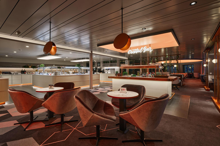 Viaggio di un giorno in traghetto Tallinn-Helsinki All Inclusive in Business ClassViaggio di un giorno in Business Class - 9,5 ore a Helsinki (dep. 10:30)