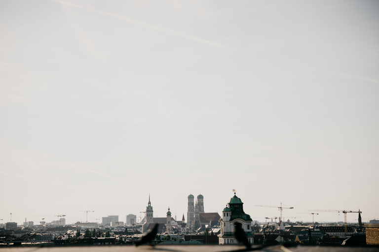 Munich in 500 Years: An Architectural Time Machine in English