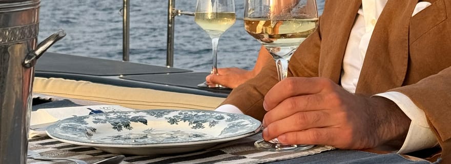 Expérience de voile et de gastronomie sur la Riviera athénienne