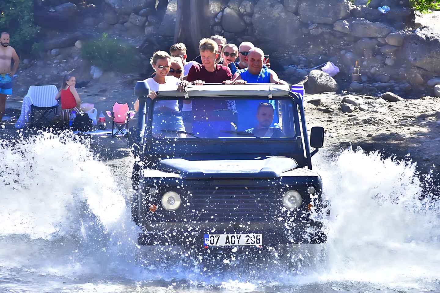 Antalya: Flúðasiglingar, jeppa- og buggyferð, fjórhjól og sviflína í Köprülü-gljúfri með hádegisverði
