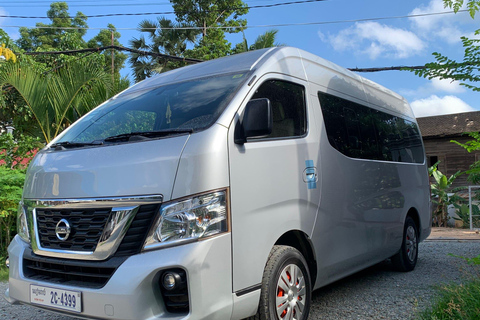 Dalla città di Siem Reap all&#039;aeroporto di Siem Reap Angkor con il bus navetta