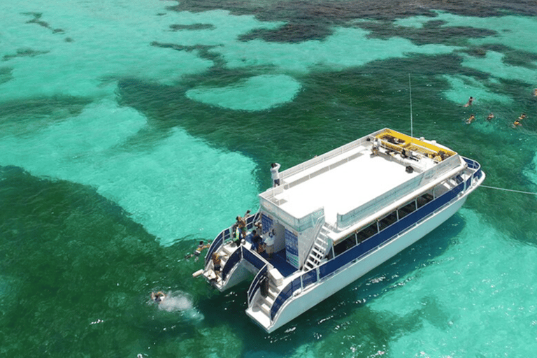 Catamarano illimitato per Isla Mujeres da Playa del carmen