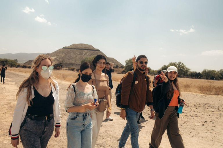 Mexico City: Teotihuacan Pyramids & Pre-Hispanic Cave