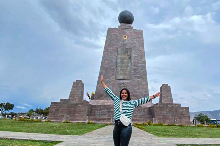 Quito: Midden van de Wereld en Vulkaan Tour